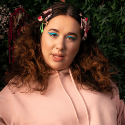 Liza Treyger
